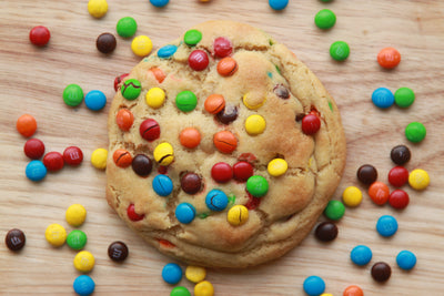 M&M